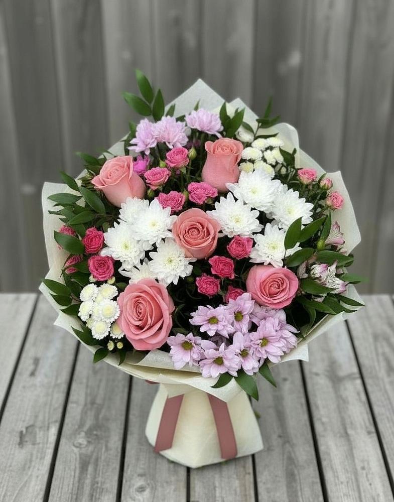 Букет цветов из: Альстромерии, Гвоздики, Розы и Хризантемы в Вахтане