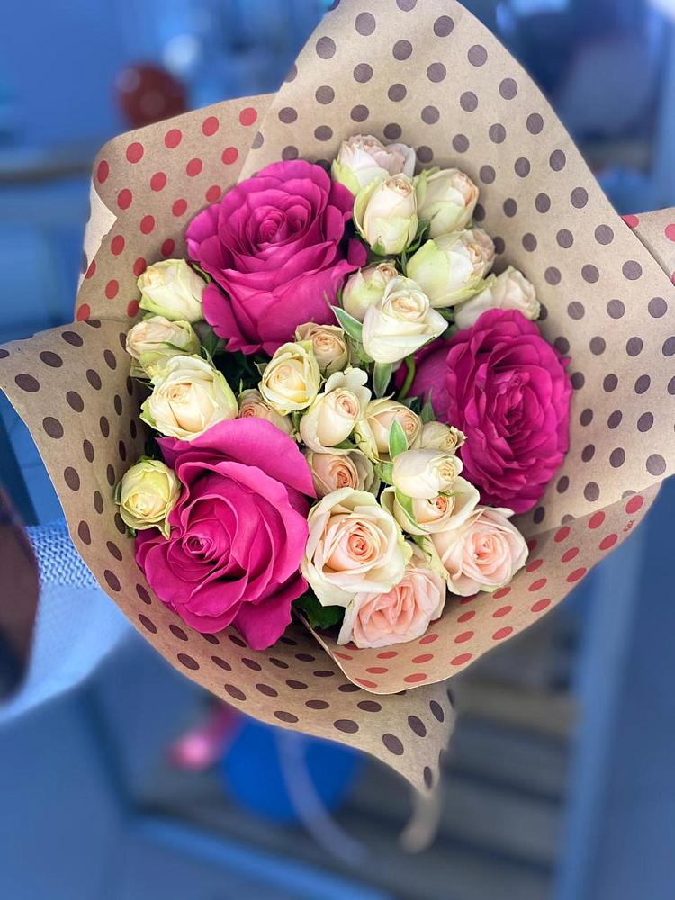 Букет цветов из: Розы в Вахтане