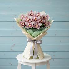 Букет цветов из:  Орхидеи и Розы в Вахтане