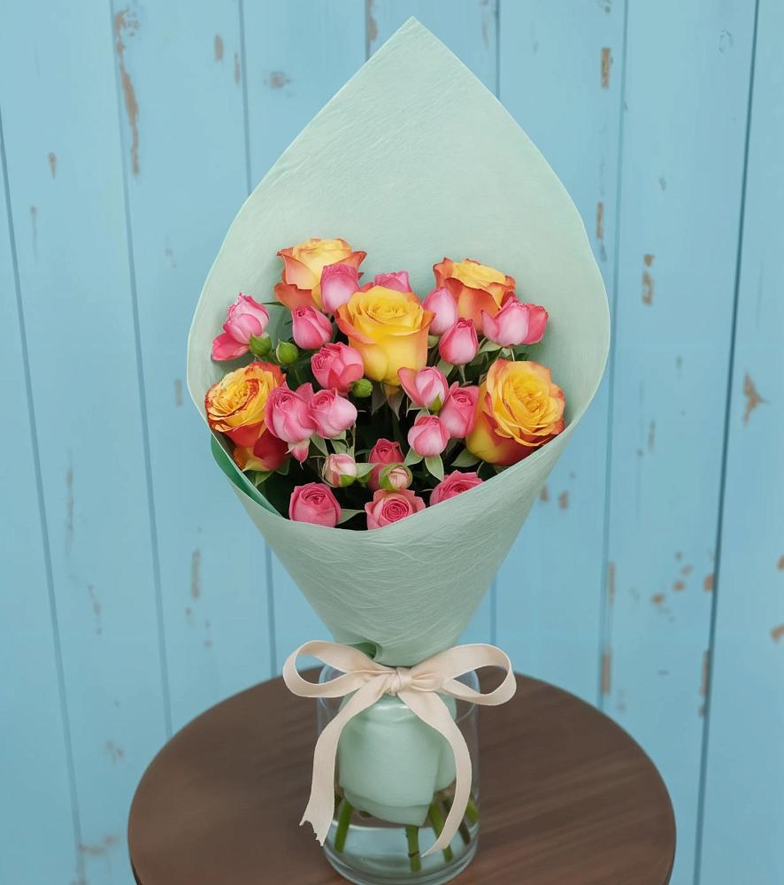 Букет цветов из: Розы в Вахтане