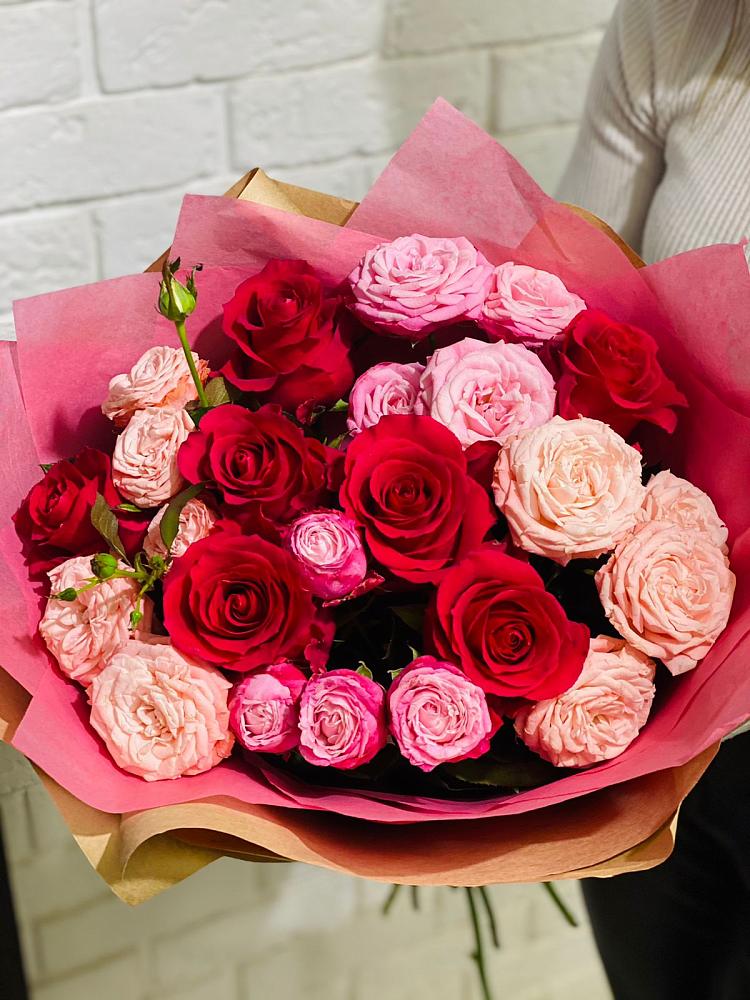 Букет цветов из: Розы в Вахтане