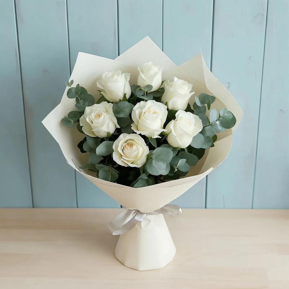 Букет Белые розы в Эвкалипте в Вахтане