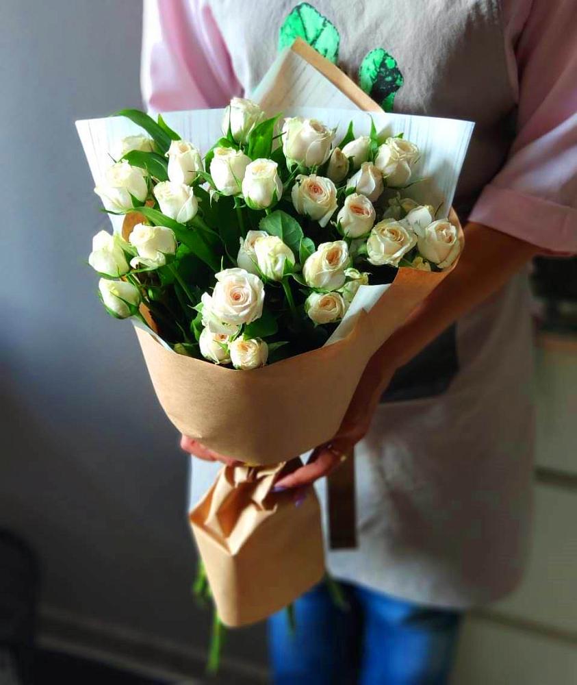 Букет цветов из: Розы в Вахтане