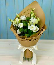 Букет цветов из:  Хризантемы и Лизиантусы #REPLACE_PRED# Вахтане