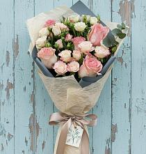 Букет цветов из:  Розы в Вахтане