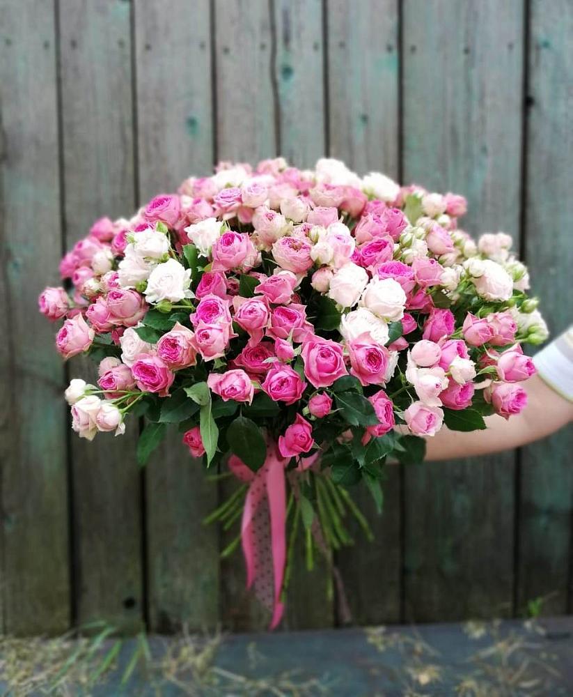 Букет Розовые кустовые розы Натали и Лав Лидия в Вахтане