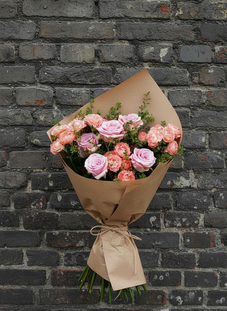 Букет цветов из: Розы в Вахтане